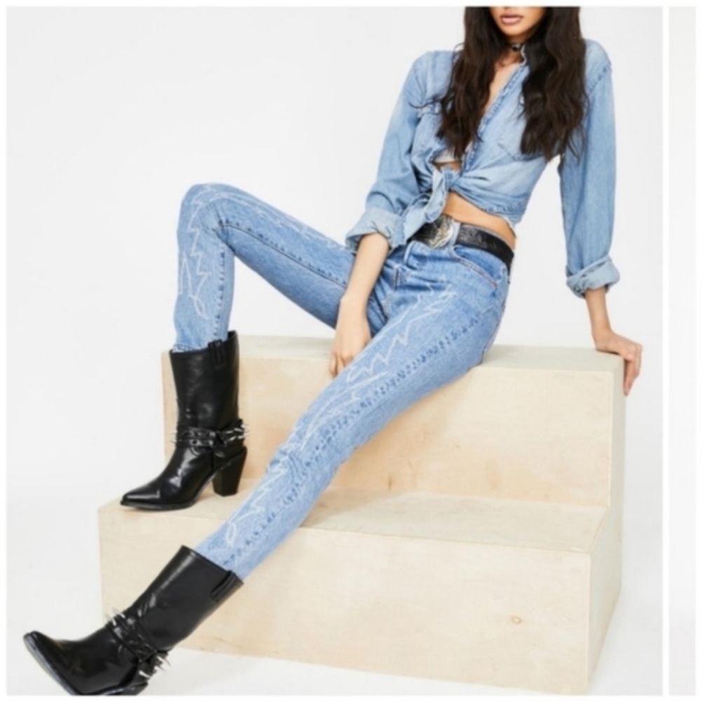 Levi’s 501® Stretch Skinny Embroidered Jeans - Picture 4 of 7